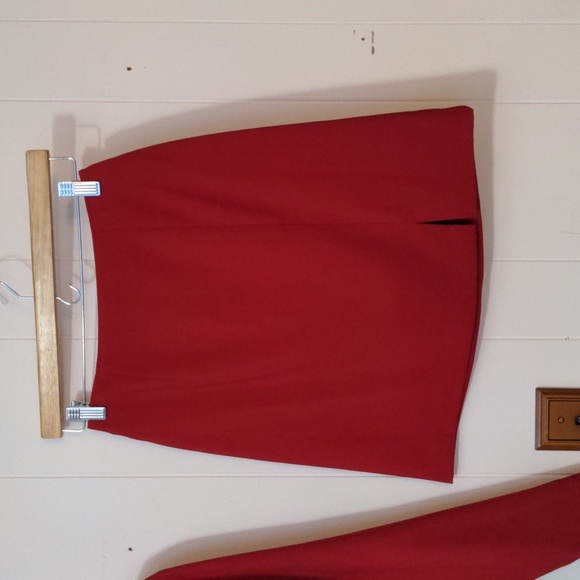 Renee Micheals bombshell lipstick red mini skirt suit size 6 - Picture 6 of 8